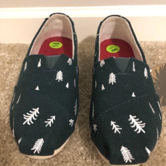 TOMS Spruce Felt With Embroidered Trees Flats - Picture 2 of 5